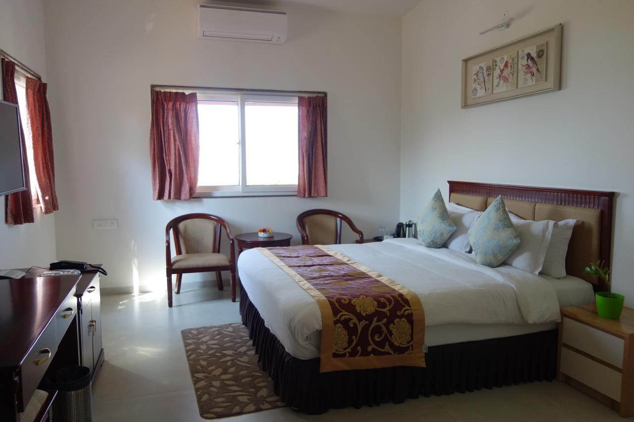 Savana Lake Resort Нашик Екстер'єр фото