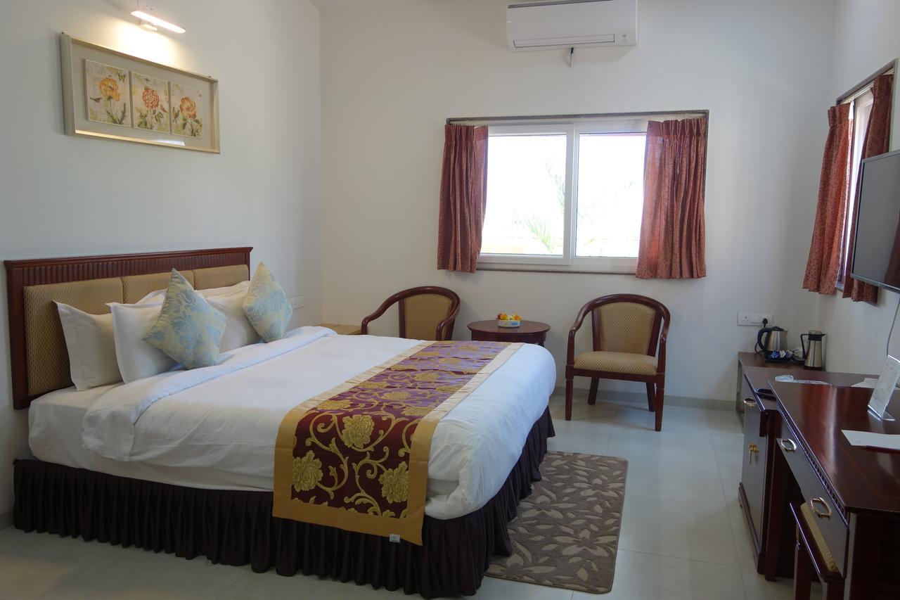 Savana Lake Resort Нашик Екстер'єр фото
